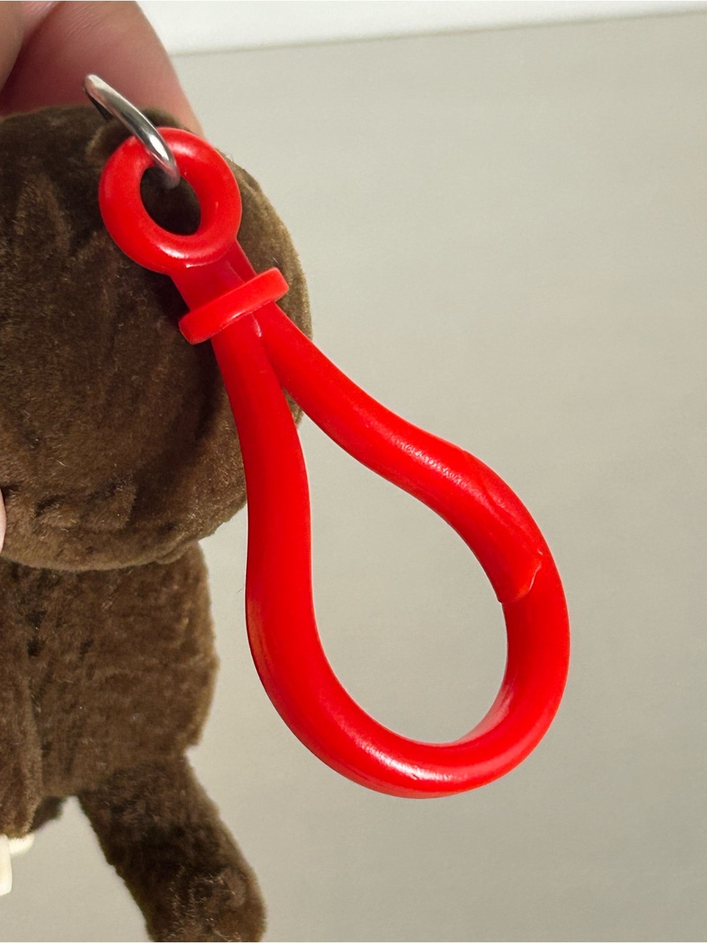 Monchhichi Red Bib Exclusive Flocked Collection Hanger Keychain - Picture 6 of 6